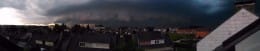 Orage violent arrivant sur Fourmies depuis l'ouest. (Photo en panorama prise par téléphone) - 23/06/2016 22:15 -  