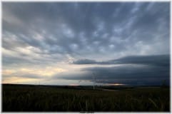 Système orageux virulent en provenance de Picardie, et abordant le nord-ouest des Ardennes. - 23/06/2016 22:00 - Yohan DENIS