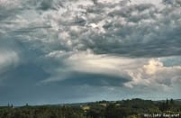 Mésocyclone avec amorce supercellulaire sur la commune de Saint-Cybranet (Dordogne) le 10 juin vers 18h20TU - 09/06/2010 20:20 - Damien BELLIARD