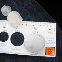 Des orages parfois forts ont éclaté sur le département du Gard. Une structure multicellulaire compacte (avec une petite tendance rétrograde) a généré de fortes chutes de grêle, parfois d'un diamètre supérieur à 5 cm (classe A5 sur l'échelle ANELFA) et d'abondantes précipitations - 17/09/2011 18:30 - Observatoire KERAUNOS