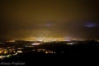 Un arcus d'environ 4 à 5 Km de long s'est développé sur le maconnais et s'est ensuite déplacé en direction de Bourg en Bresse. Des cumuls de précipitation de l'ordre de 30 mm en moins d'une heure et de fortes chutes de petite grêle ont pu être relevées sur ce même axe. - 02/05/2013 22:50 - Alexis PUGLIESE