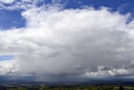 Convection de masse d'air froid dans les Monts du Lyonnais - 25/05/2013 14:30 - (c) KERAUNOS