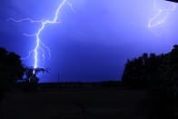 orage dans le nord Charente - 26/07/2013 01:12 - galaad vallantin