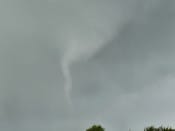 Une tornade de faible intensité a traversé l'est du département du Calvados le 7 juillet 2012, vers 16h15 TU. Le phénomène, qui a été vu et photographié, a frappé dix territoires communaux distincts avant de s'évanouir sur un coteau qui surplombe la vallée de l'Orbiquet.   - 07/07/2012 18:15 - Marie-Agnès LAHAYE