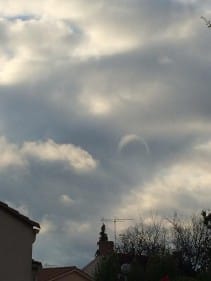 Horseshoe vortex visible depuis Mouilleron-le-Captif (centre Vendée) le 13 octobre 2013 vers 17h40. - 13/10/2013 17:40 - VALENTIN PERRAULT