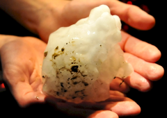 Grêlons géants, tornade, macrorafale le 25 mai 2009