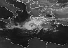 Medicane (90M) sur le sud de la Méditerranée les 30 et 31 octobre