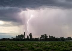 Orages parfois forts en basse vallée du Rhône et foudroiement dans les Alpes le 17 juin
