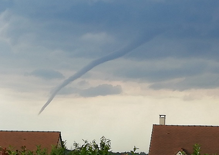 Tornade EF0 à Chalou-Moulineux (Essonne) le 3 juin 2020