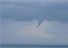 Tubas et trombe marine dans le Nord-Pas de Calais le 7 octobre