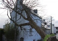Violente tempête de la Bretagne au centre-est avec des orages le 6 mars